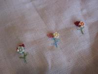 ちくちくレポ（ビーズ刺繍ミニ巾着）