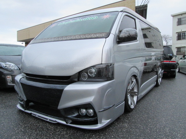 200系ハイエース　バンパー装着☆