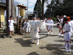 頭人の儀式の様子