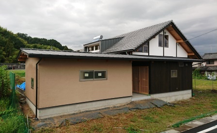 職人の手仕事　木組みが見える家が完成　