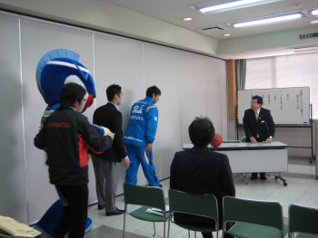 滋賀県社会福祉協議会様へレイクス観戦チケットの贈呈