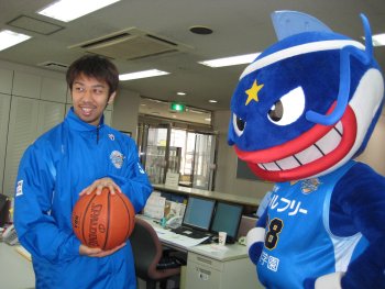 滋賀県社会福祉協議会様へレイクス観戦チケットの贈呈