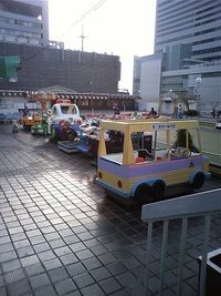 大阪阪神百貨店屋上より