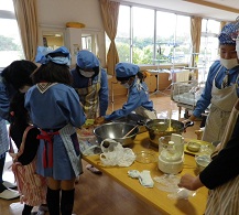 おやつ作り