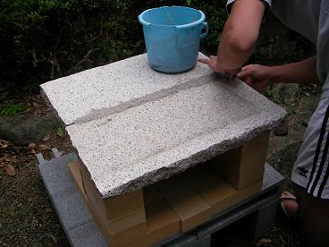 ピザ窯作り　・・・　窯編