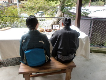 月とあそぶ展　三日目