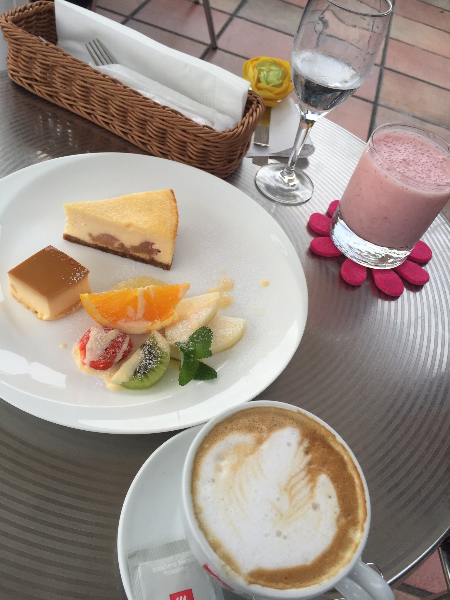 カフェでデザート
