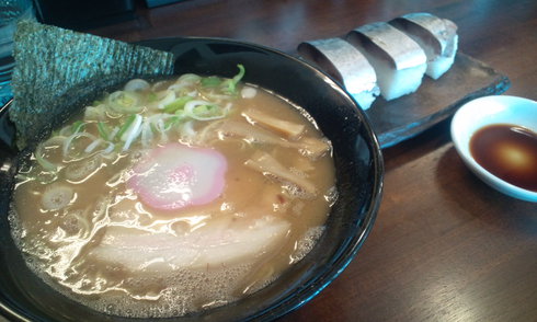 中華蕎麦･鯖寿司【和歌山中華蕎麦 がむしゃら】@福井県福井市大宮