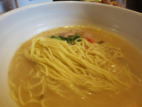 ★2015年新店★ランチ限定定食（鶏とんこつ白・唐揚げ・小鉢）『中華そば 八真道』@滋賀県大津市馬場