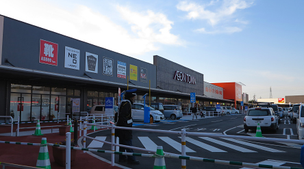 イオンタウン湖南