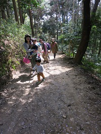 ４月１１日　古城山をお花見登山しました