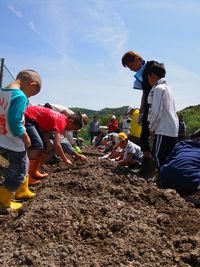 神山・江田自治振興会・・・田植え