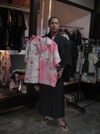 ２１日は弘法市出展のため、お休みです。