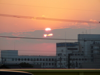 夕日の建物