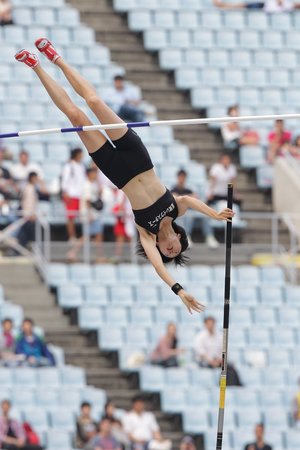 我孫子選手 4m40日本新記録 日本選手権3連覇