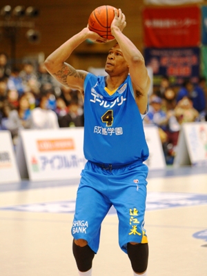 【ローソン“Ponta”週間MVP】＃4ジュリアス・アシュビー選手受賞
