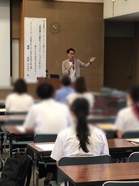 コミュニケーション研修講師
