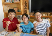 ヒノキの「マイ箸作り体験教室」：好評開催中！