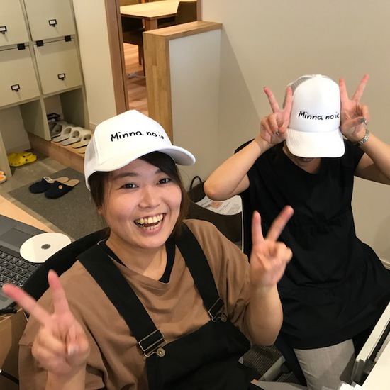 みんなの家　オリジナルメッシュキャップ完成！！！