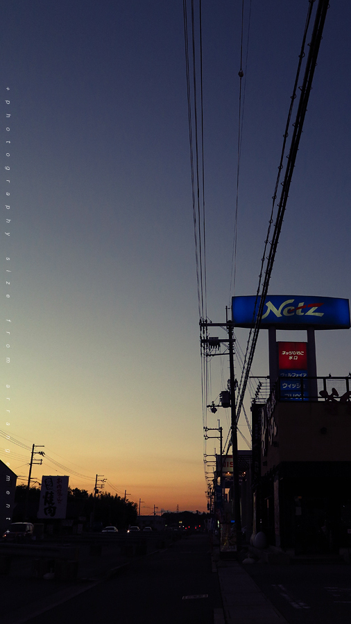 夕方窓から1枚 [G1X]