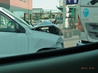 事故に遭遇 2014/04/14 21:09:28