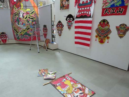 「鬼の凧展」準備