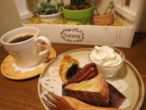 uchi cafe* さんで　『　ワイヤーじかん　』　でした