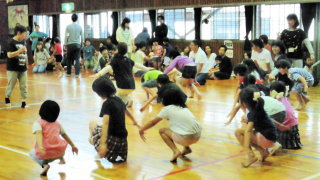 小学生　アヒル