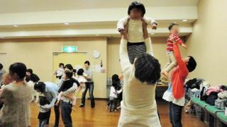 たかい たかい