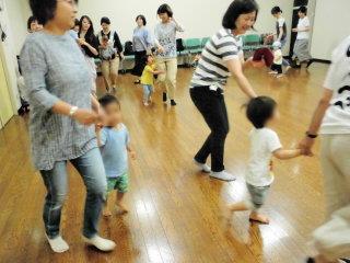走って止まる