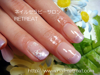 春色ラベンダ－カラ－でフレンチネイル