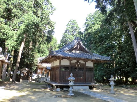 川田神社