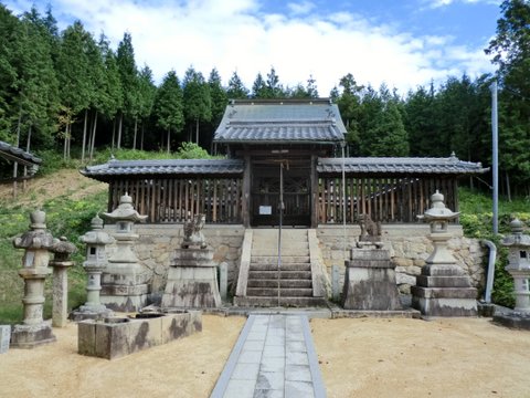 八阪神社