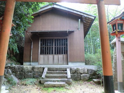 稲荷神社(太留麻大明神)