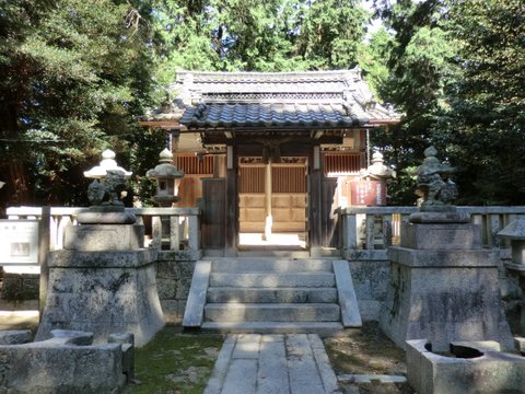 川田神社