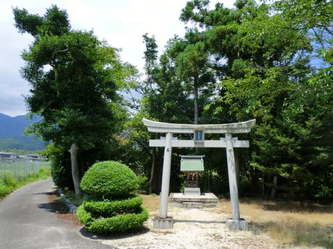 八幡神社