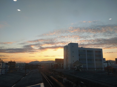出逢いあり、別れありの人生さ。
