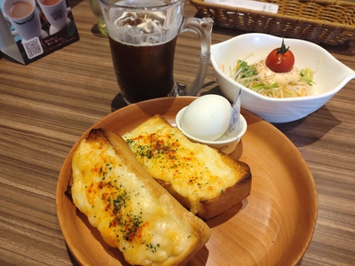 「お父さん、モーニング行きませんか?」
