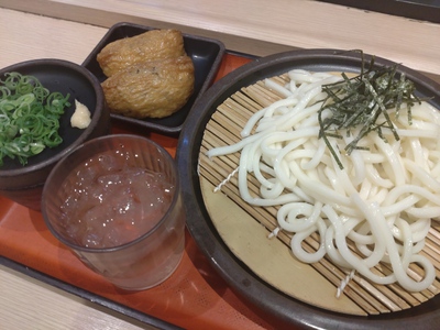 ざるうどんには、おろし生姜を。