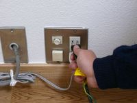 コンセントを抜き差しで、家電が復活？