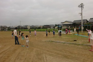 子どもたちと一緒にラジオ体操