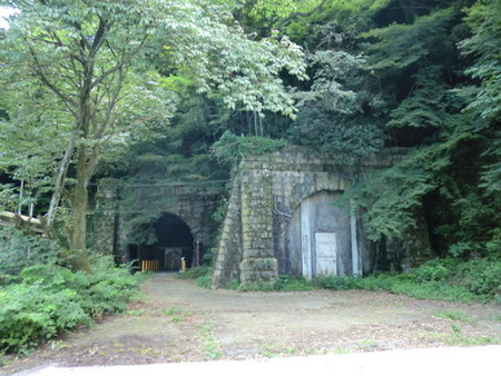 関蝉丸神社・長安寺宝塔・旧逢坂山隧道東口