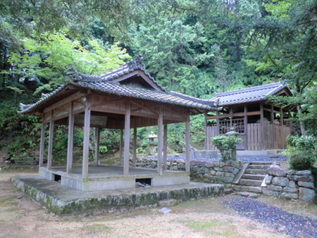 春日神社