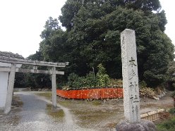 膳所城跡公園の桜と城下町