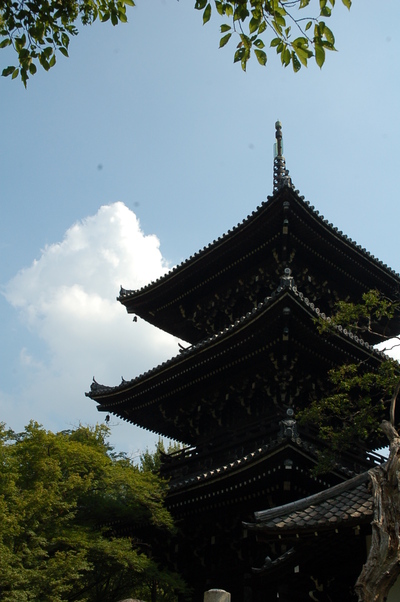京都のお寺でお昼ね