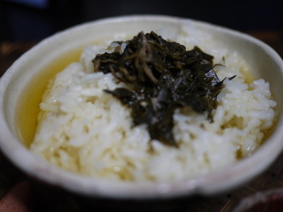お茶の佃煮で・・おちゃぁ～！