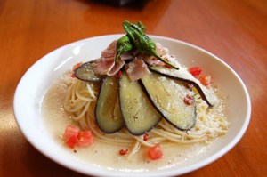 お昼は・・？