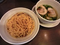 【弐：ヤマファラと行く】彩色ラーメンきんせい［高槻駅前本店］