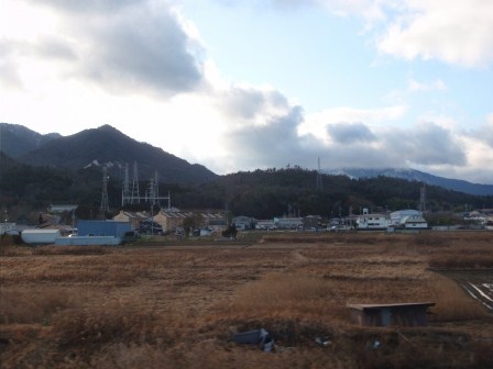 日長になって・・琵琶湖・車窓から