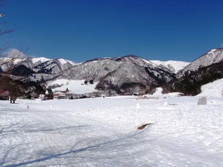 ・今津町保坂・福山聖子さん、快晴、朝、昼風景
